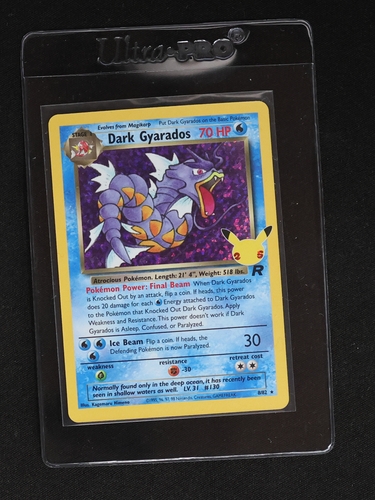 2000 Wizards of the Coast Pokemon #8 Dark Gyarados Prerelease — front