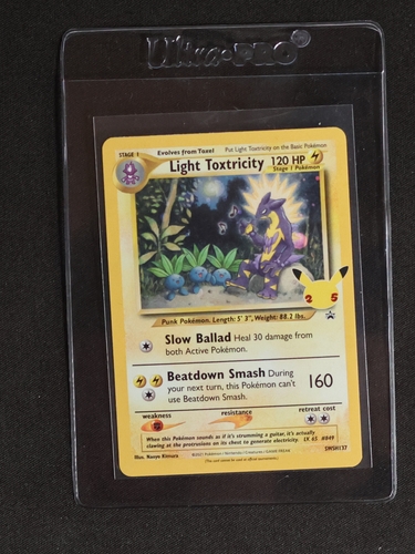 2021 Pokémon TCG Celebrations #SWSH137 Light Toxtricity — front