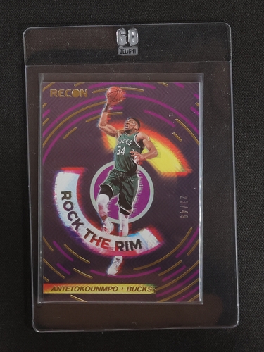 2020-21 Panini Recon #3 Giannis Antetokounmpo Rock The Rim — front
