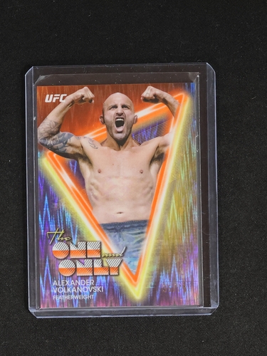 2025 Topps Midnight UFC The One and Only Alexander Volkanovski — front
