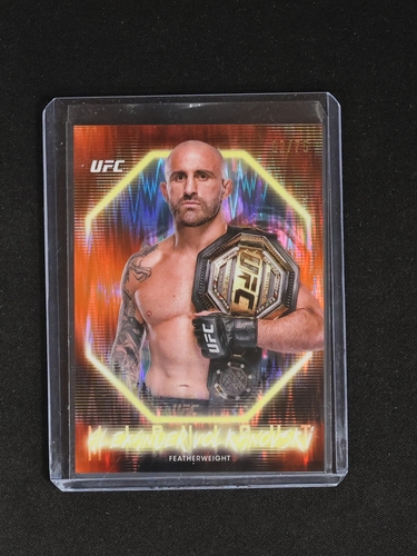 2025 Topps Midnight UFC #87 Alexander Volkanovski — front