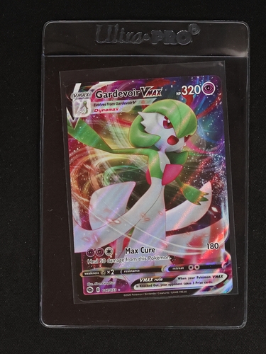 2020 Pokémon Champion's Path #17 Gardevoir VMAX — front