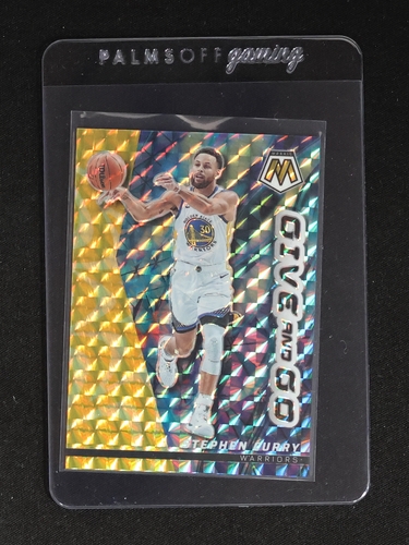 2022-23 Panini Mosaic #11 Stephen Curry Give and Go — front