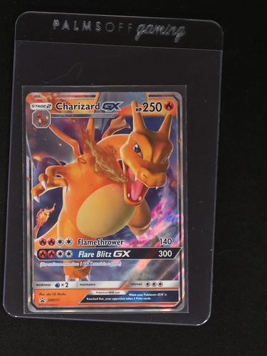 2019 Pokémon SM Black Star Promo #SM211 Charizard GX — front