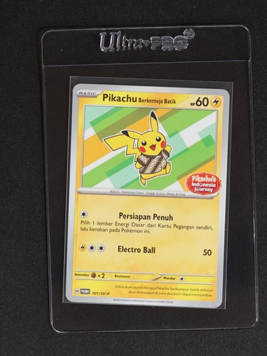 2024 Pokémon #101/SV-P Pikachu Berkemeja Batik — front