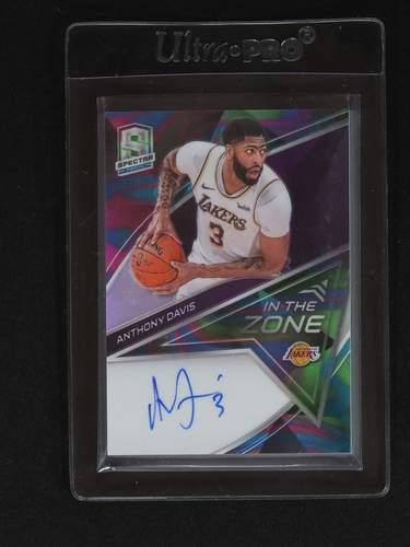 2021 Panini Spectra #18 Anthony Davis — front