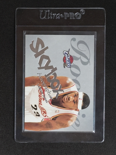 2003 Skybox Autographics #23 Dwyane Wade — front