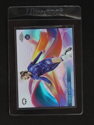 2024-25 Topps Chrome UEFA #H-3 Wieke Kaptein — front