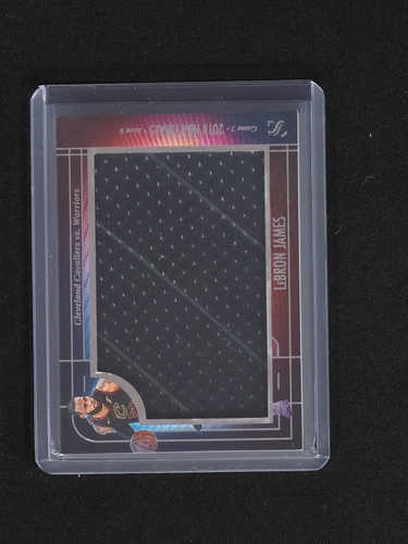 2003-04 Topps Rookie Matrix Mini Framed Relics LeBron James #MR-LJ — front
