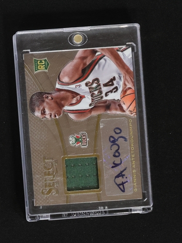 2013-14 Panini Select #1 Giannis Antetokounmpo Rookie Jersey Auto Patch — front