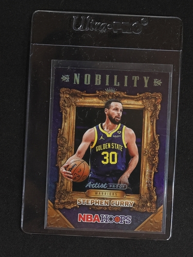 2024-25 Panini NBA Hoops Nobility #9 Stephen Curry — front