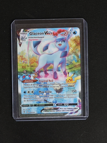 2021 Pokémon Sword & Shield Evolving Skies #209 Glaceon VMAX — front